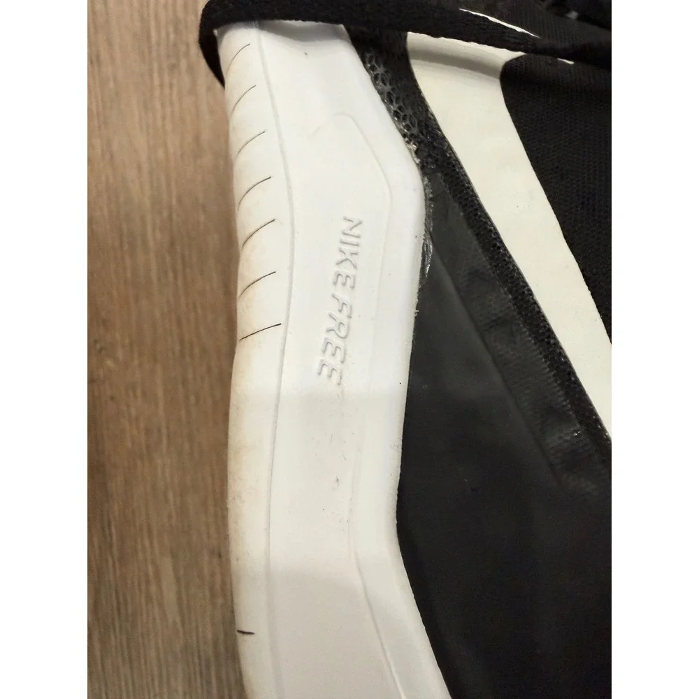 Nike Free TR 8‎ Womens Training Shoes Black White 942888-001 Sneakers
